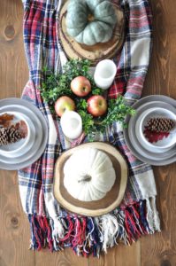 22 Gorgeous Thanksgiving Tablescape and Centerpiece Ideas You'll want to try this year from the best bloggers around.