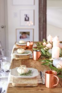 22 Gorgeous Thanksgiving Tablescape and Centerpiece Ideas You'll want to try this year from the best bloggers around.