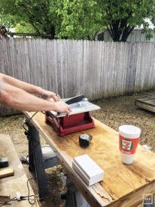 DIY Subway tile backsplash: Learn how to lay your own subway tile backsplash with this amazing tutorial. Subway tile is a classic option for kitchen backsplash and is one of the most affordable options on the market.