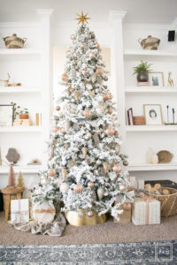 Learn how to decorate a Christmas tree like a pro with this step by step tutorial.